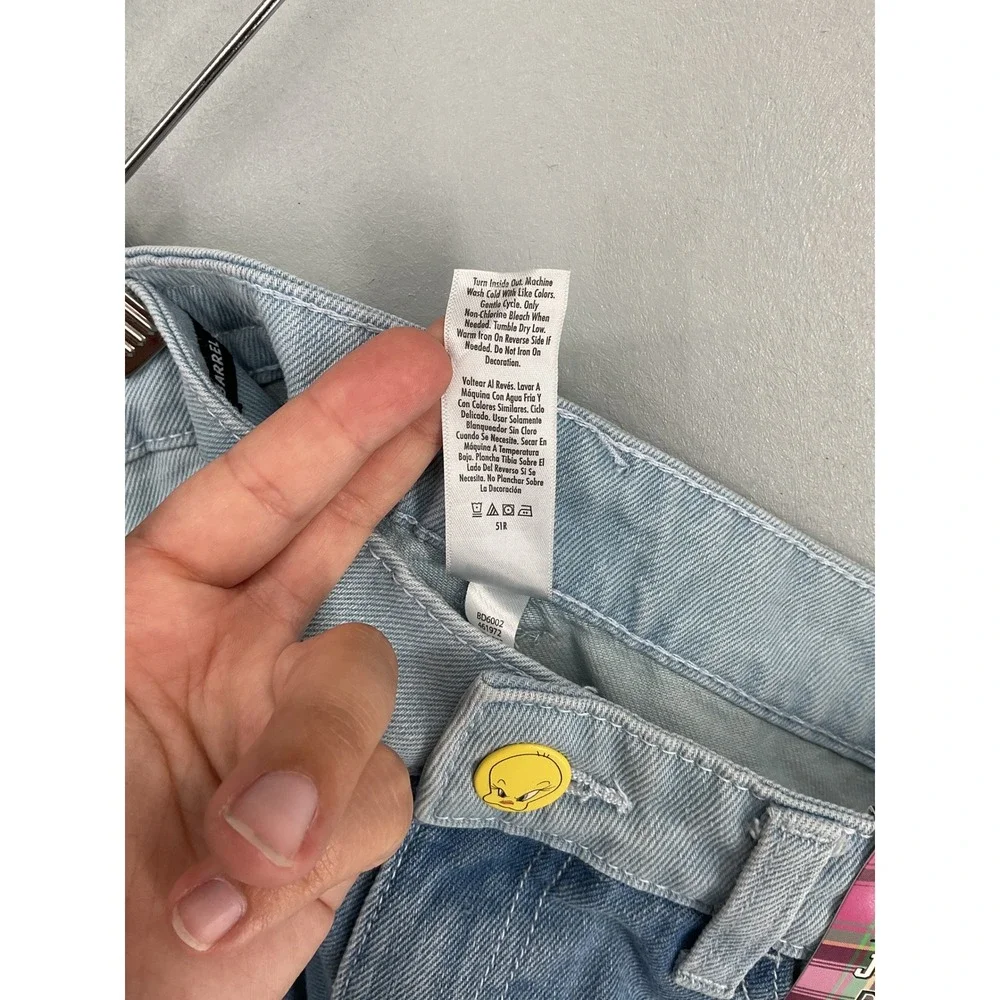 Justice Girls Looney Tunes Cargo Barrel Jean Light Wash Bugs Bunny 14 Slim